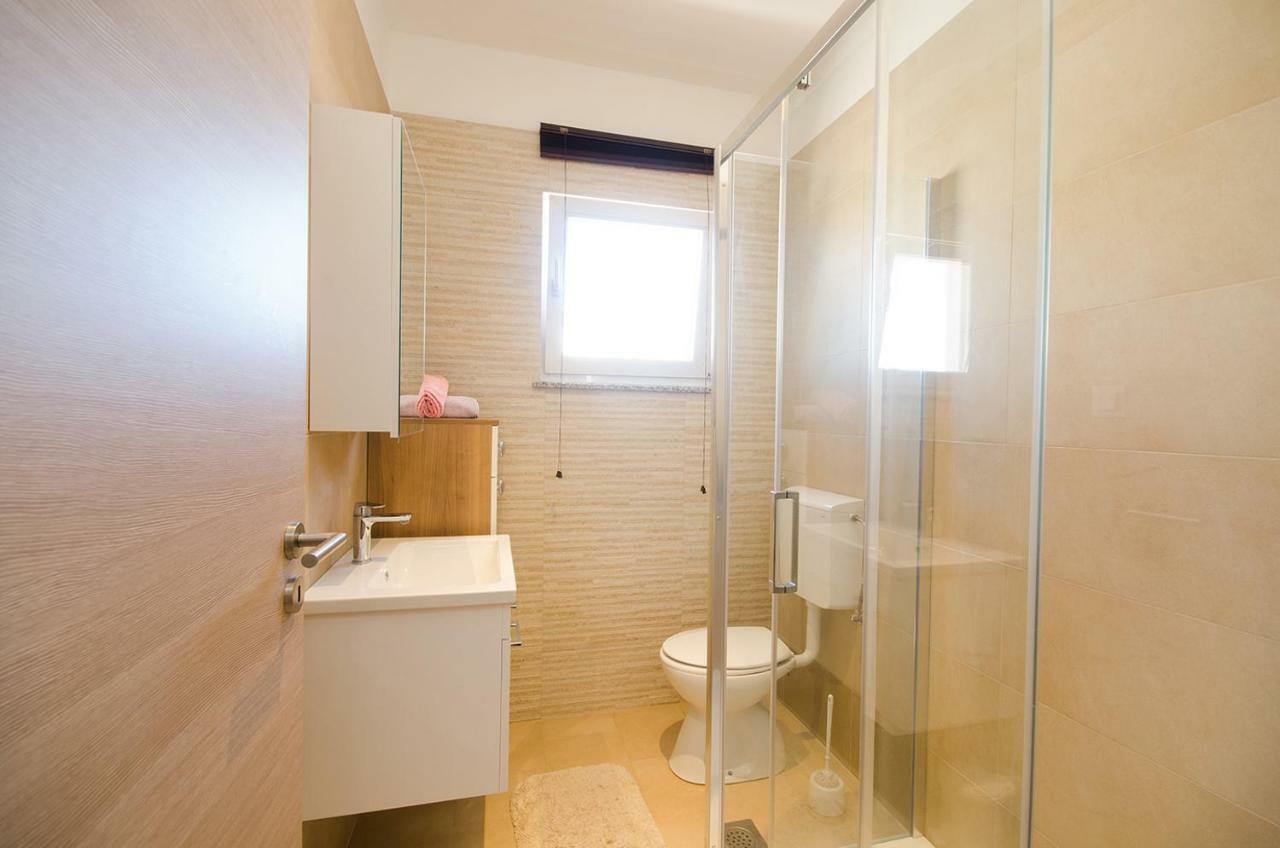 Apartman Korina Sukošan Dış mekan fotoğraf